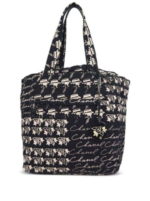 Camélia wool tote bag by CHANEL 