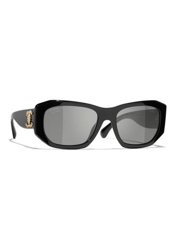 Cat-eye sunglasses by CHANEL