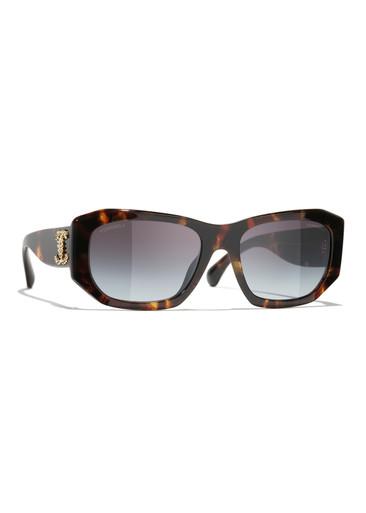 Cat-eye sunglasses by CHANEL