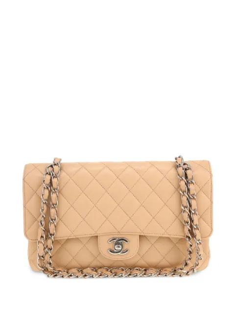 Double Flap shoulder bag by CHANEL 