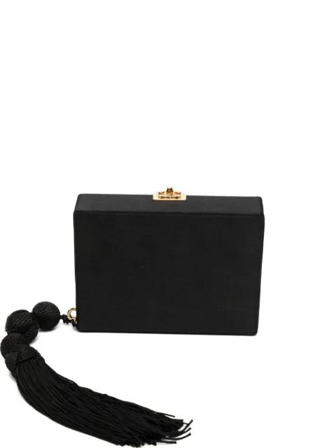 Interlocking CC clutch bag by CHANEL 