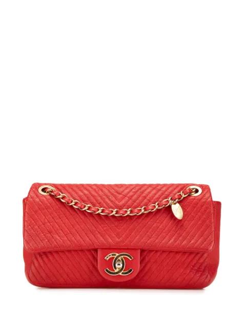 2015-2016 Medium Wrinkled Calfskin Quilted Chevron Medallion Charm Surpique Flap shoulder bag by CHANEL PRE-OWNED