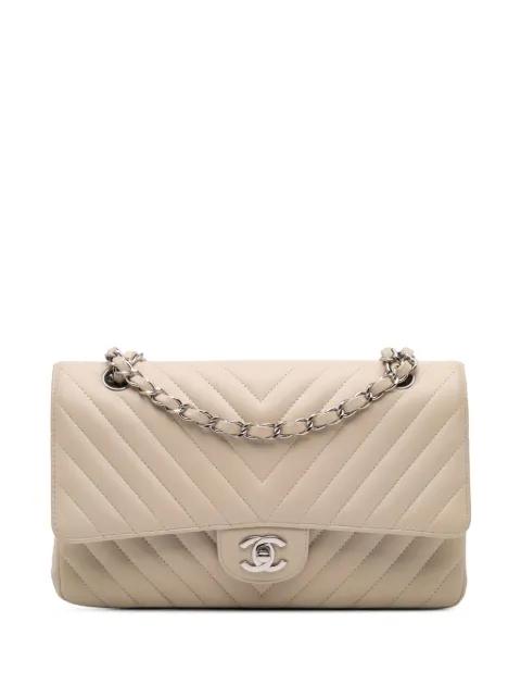 2021 Medium Classic Chevron Lambskin Double Flap shoulder bag by CHANEL PRE-OWNED