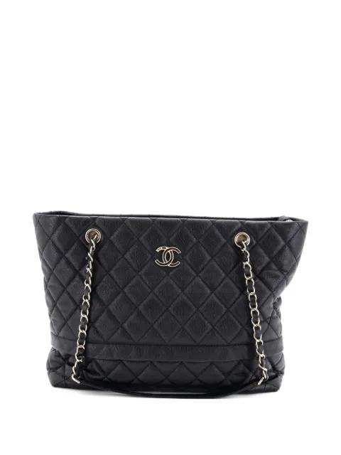 Rolled Up Quilted Caviar tote bag by CHANEL 