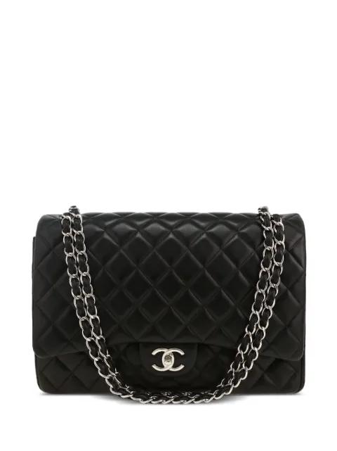 Timeless Maxi Jumbo shoulder bag by CHANEL 