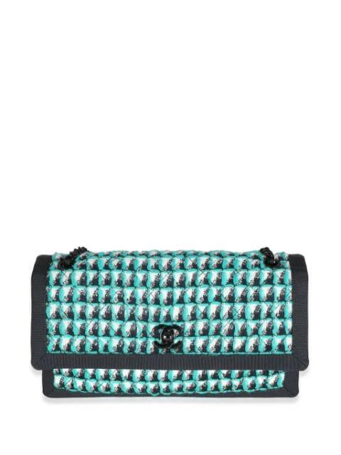 Timeless tweed shoulder bag by CHANEL 