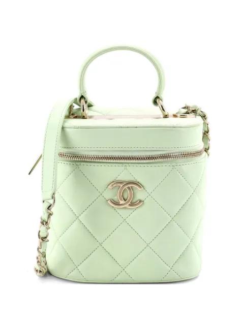 Trendy CC Top Handle Vanity Case Quilted Lambskin Small shoulder bag by CHANEL 