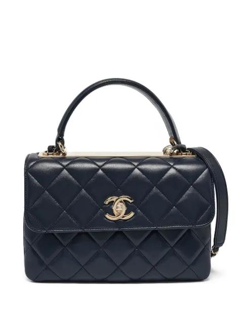quilted leather shoulder bag by CHANEL 