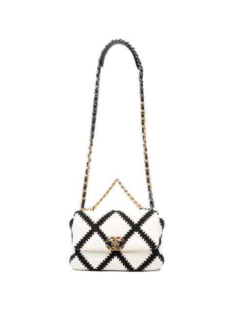 small 19 flap cross body bag by CHANEL 