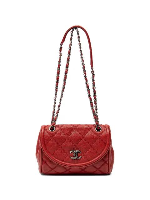 turn-lock shoulder bag by CHANEL 