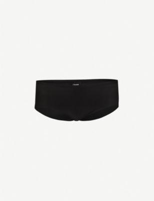 Soft Stretch smooth one-size hipster briefs by CHANTELLE