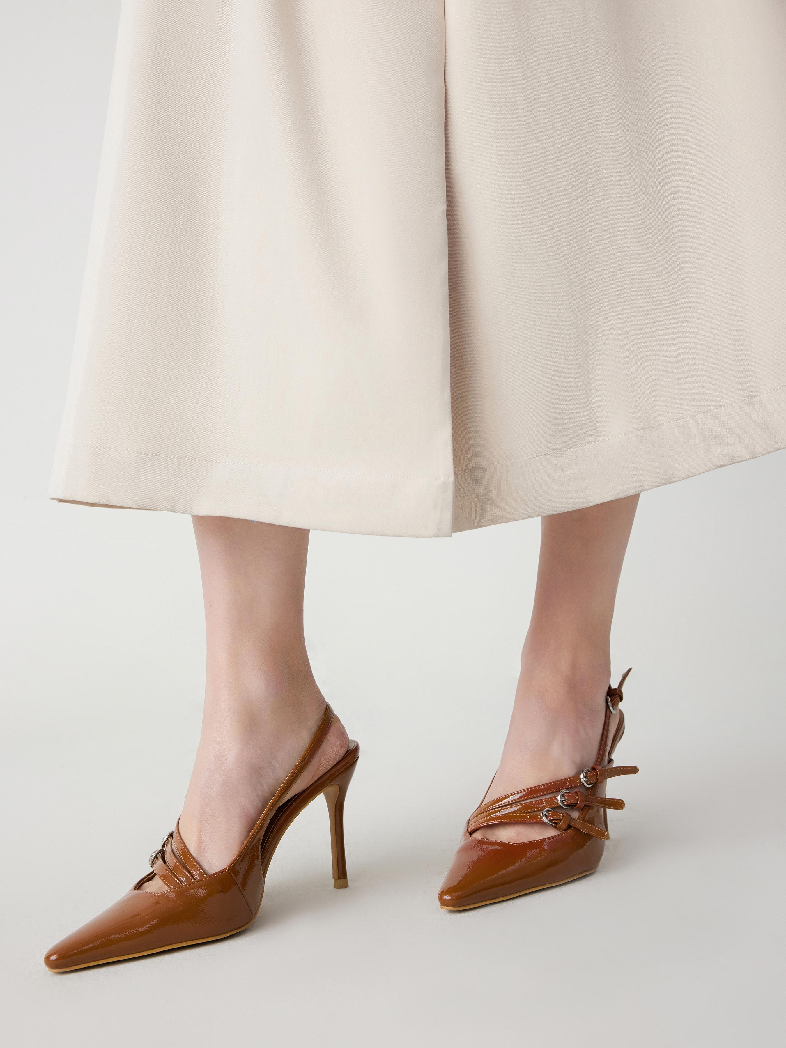 Buckle-embellished Slingback Pointed Toe Heels by CIDER