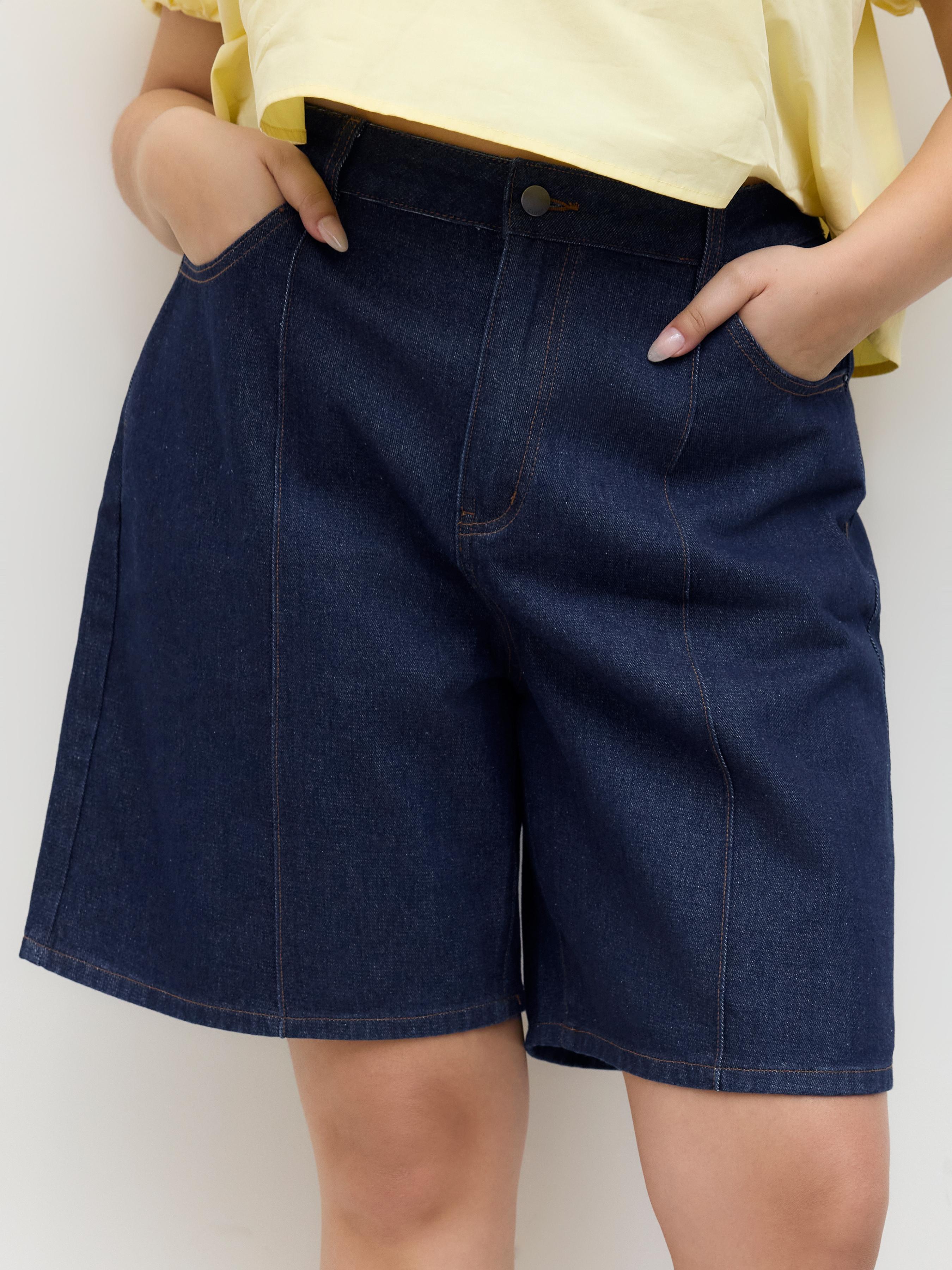 Cider Denim Mid Rise Bermuda Jorts Curve & Plus by CIDER