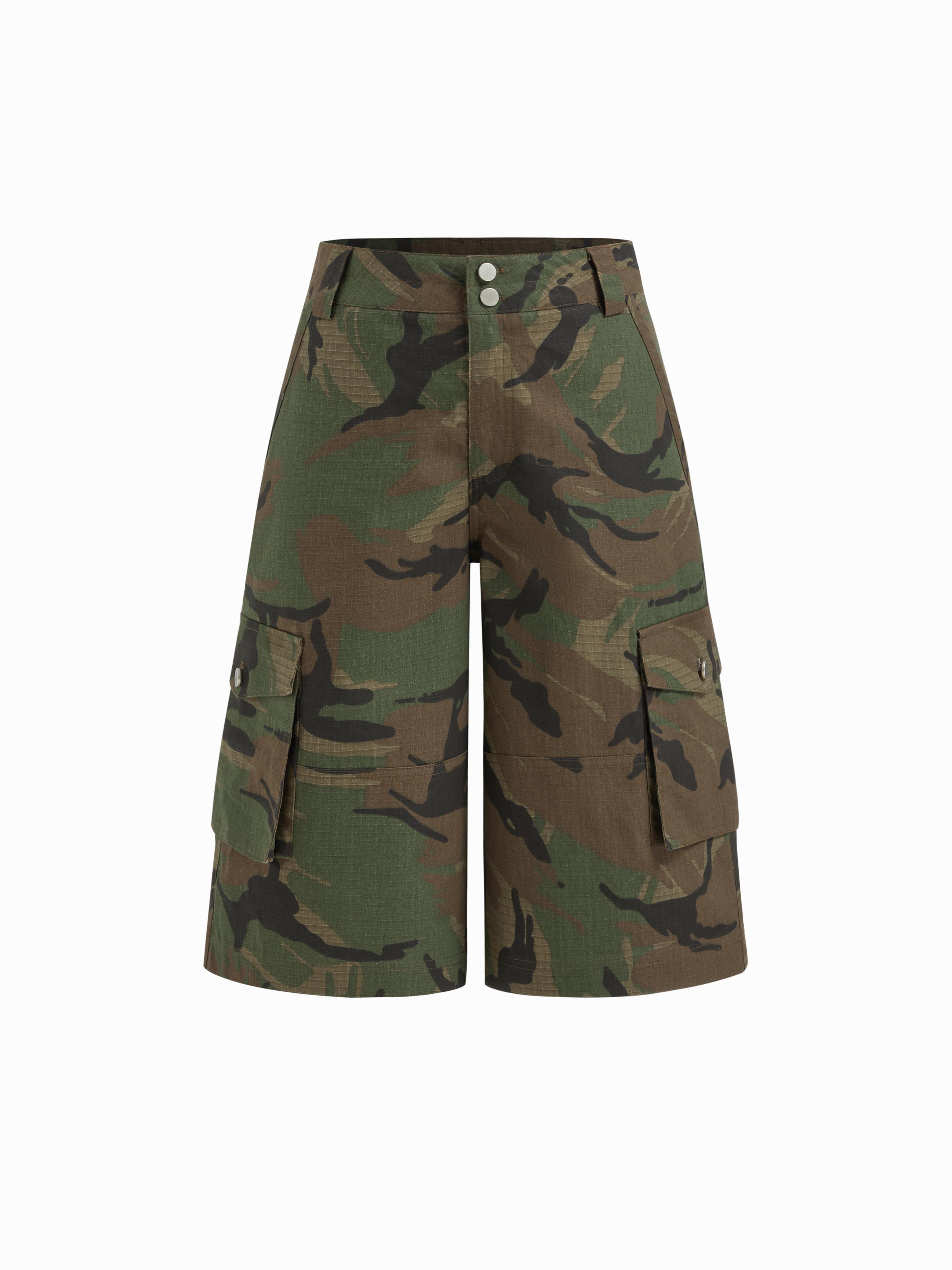 Cotton-blend Mid Rise Camo Cargo Bermuda Shorts by CIDER