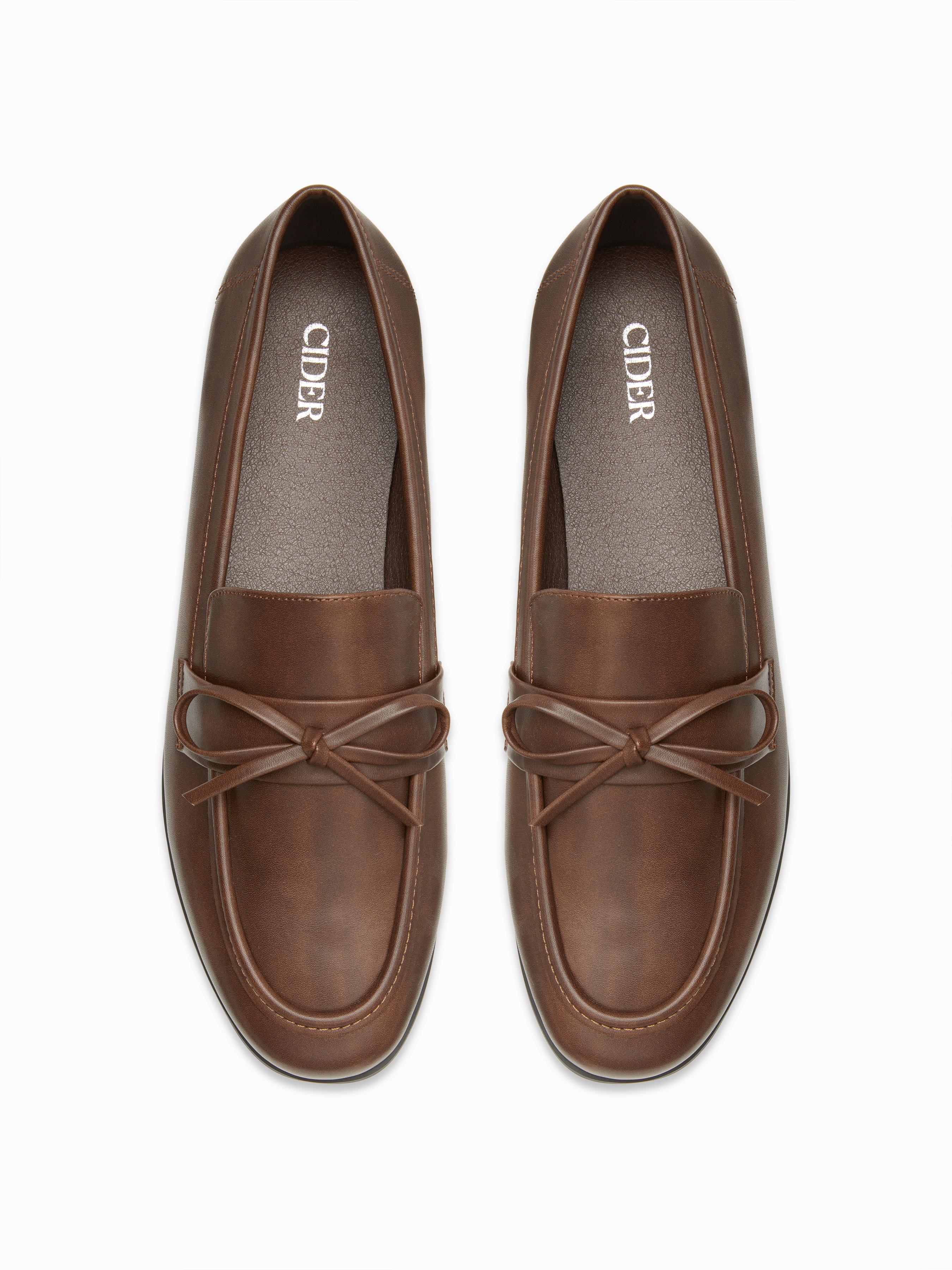 DISTRESSED BOWKNOT DECOR LOAFERS by CIDER