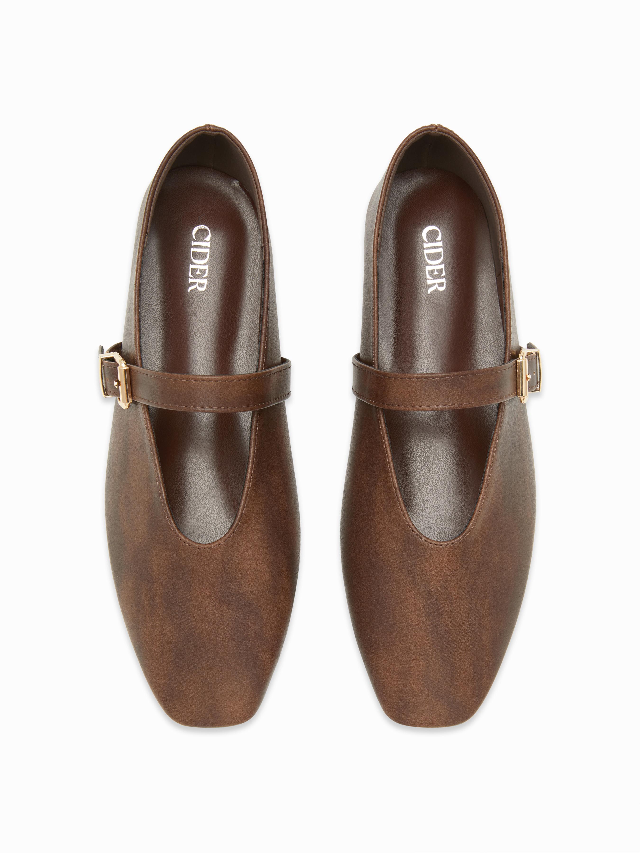 FAUX LEATHER DISTRESSED FLATS by CIDER