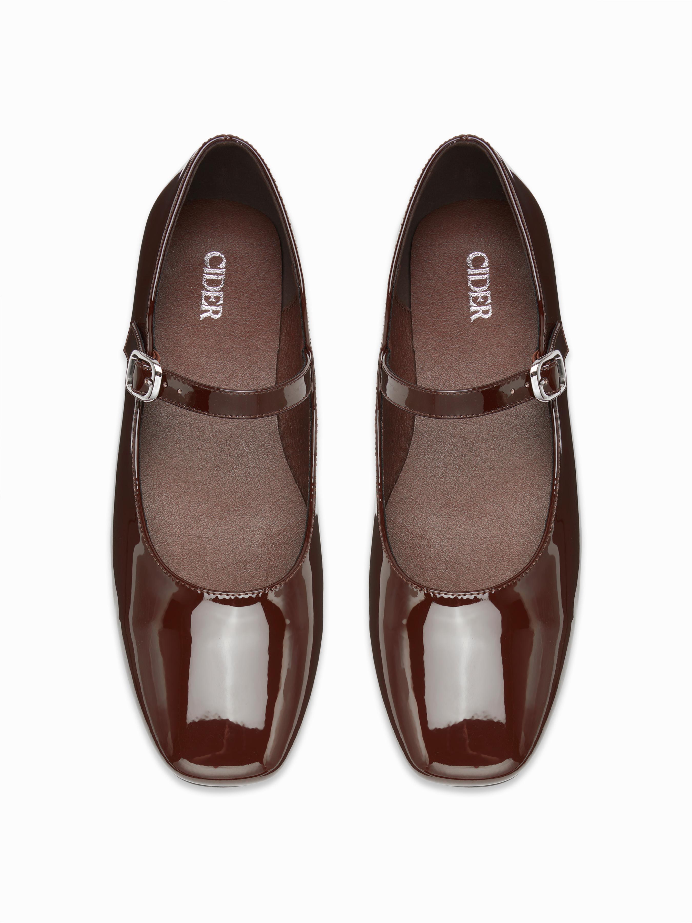 FAUX PATENT LEATHER MARY JANE FLATS by CIDER