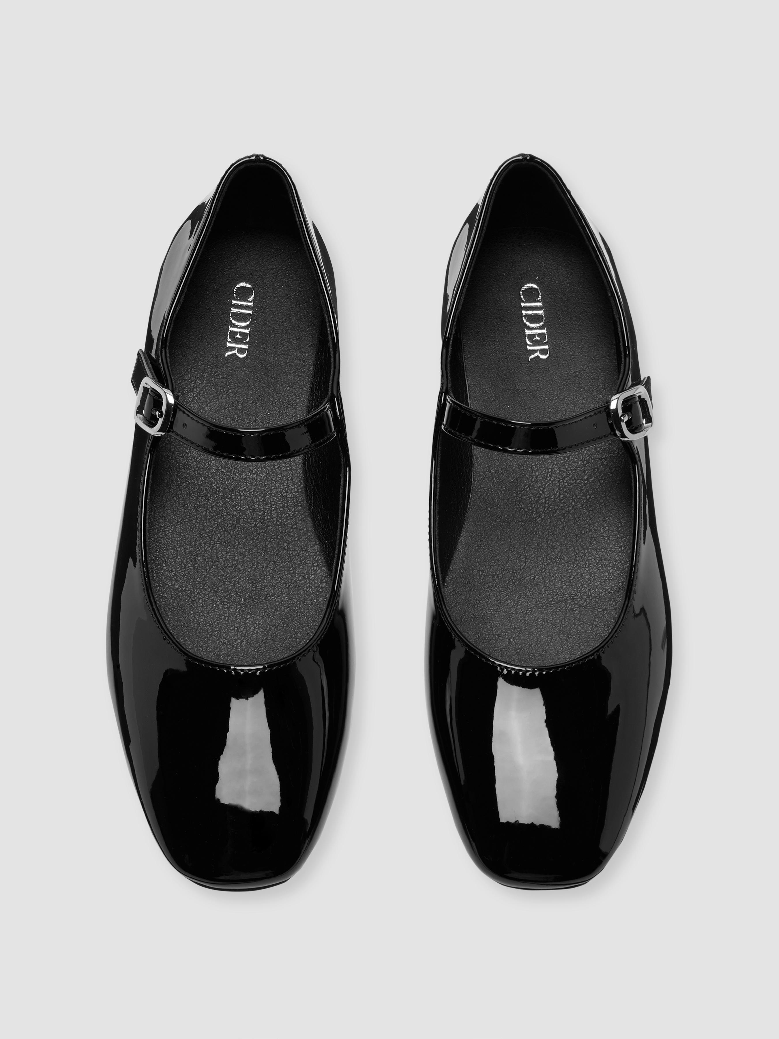 FAUX PATENT LEATHER MARY JANE FLATS by CIDER