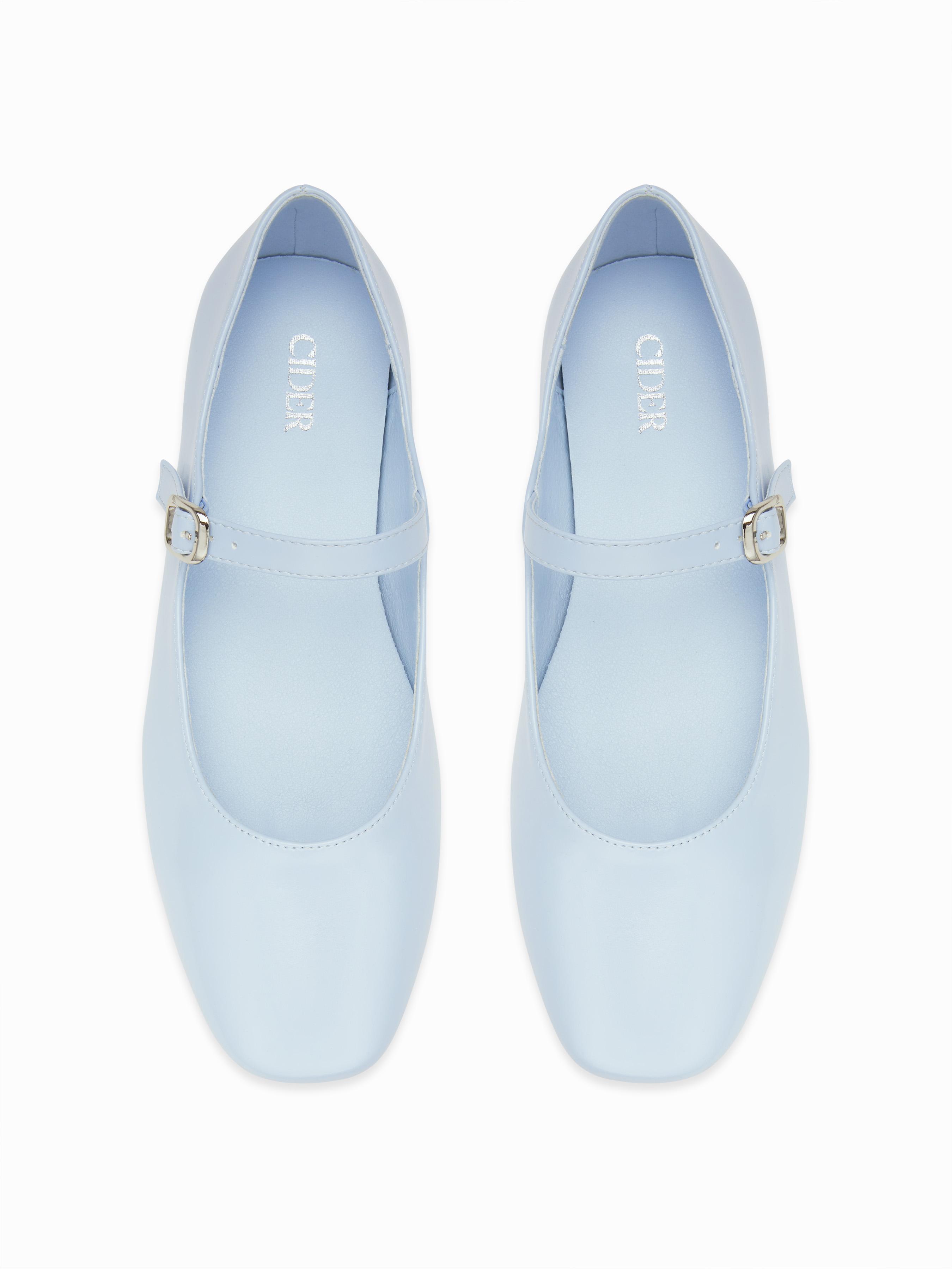 FAUX PATENT LEATHER MARY JANE FLATS by CIDER