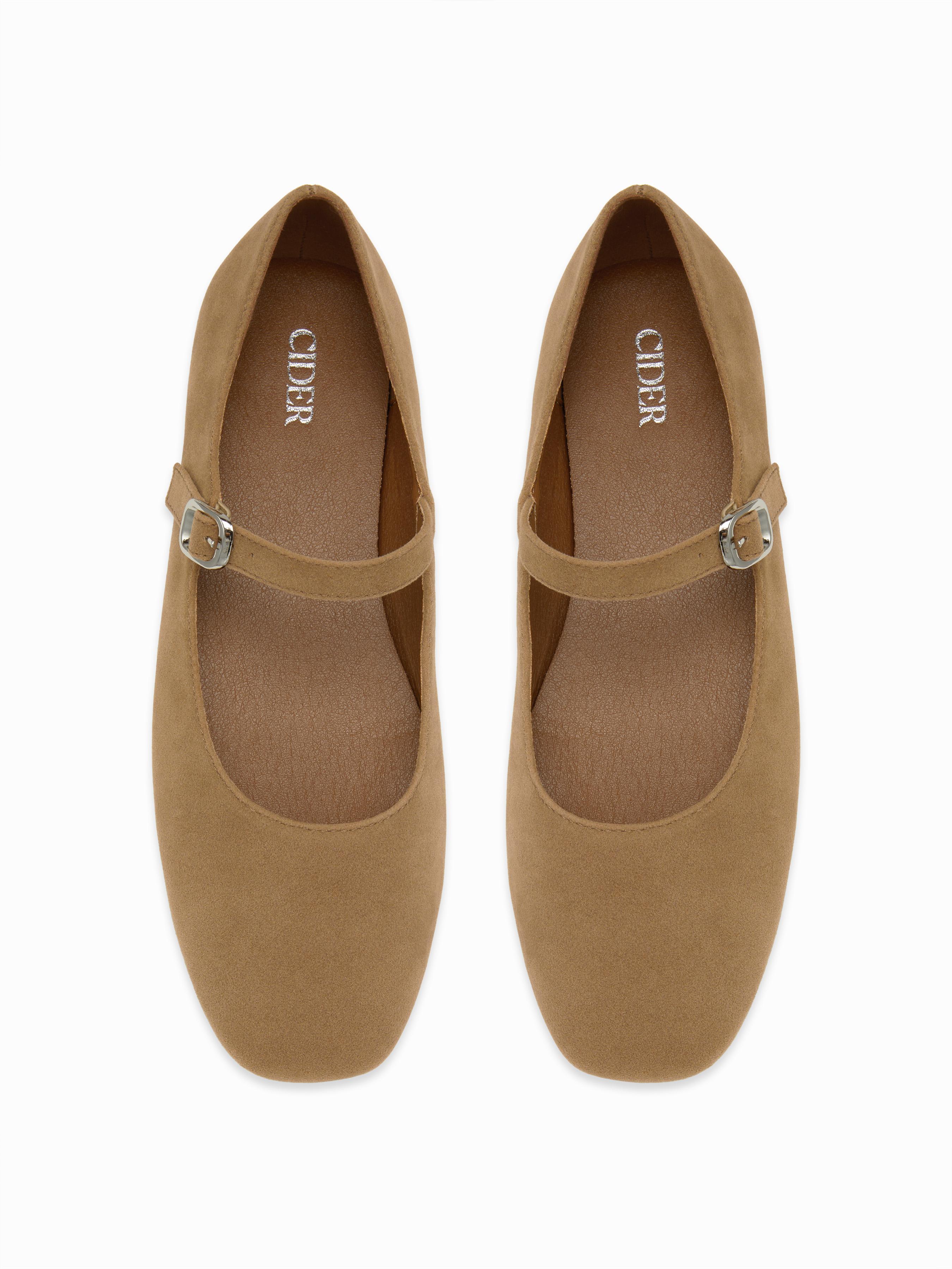FAUX PATENT LEATHER MARY JANE FLATS by CIDER