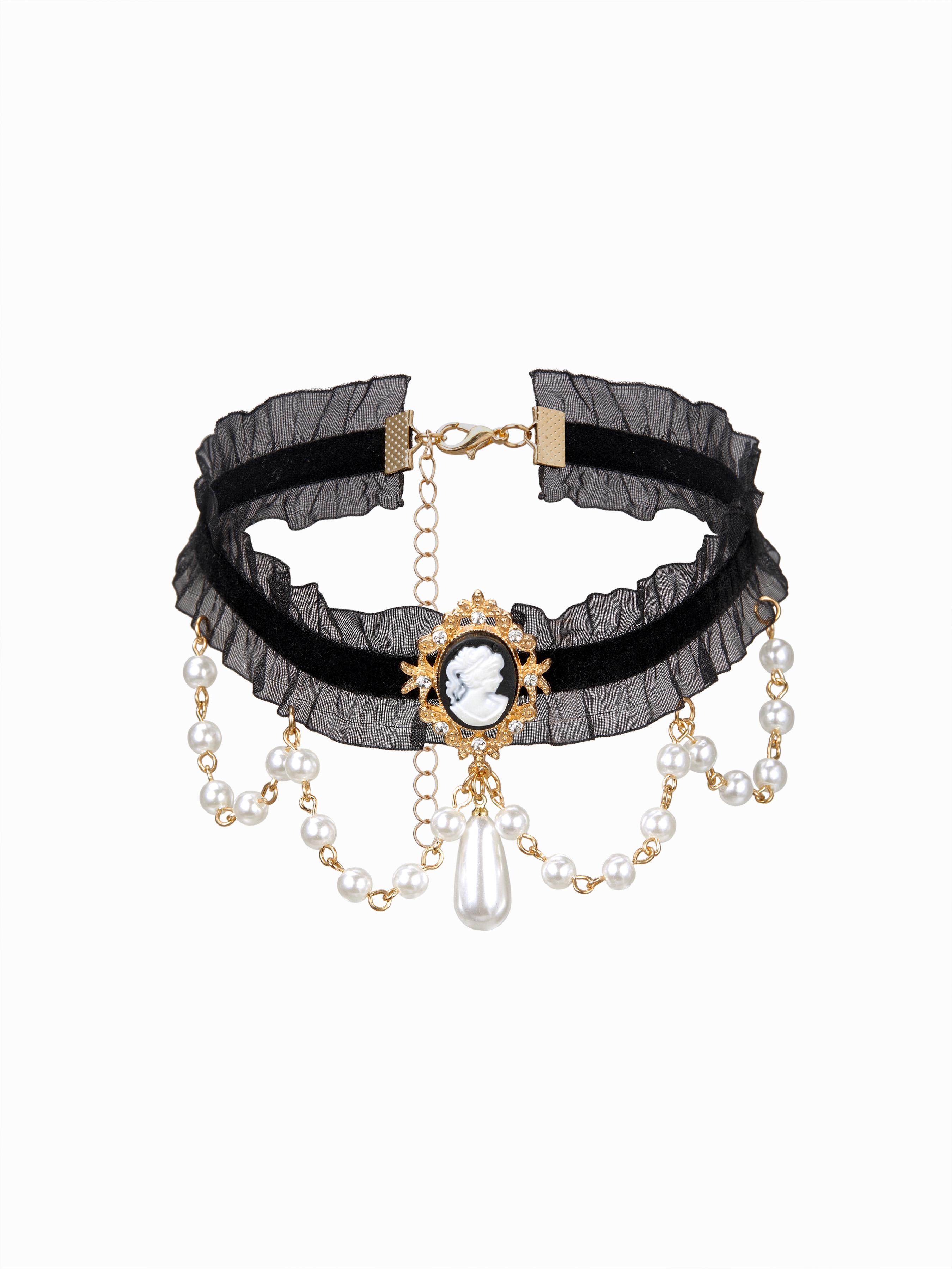 FAUX PEARL & CAMEO LACE CHOKER by CIDER
