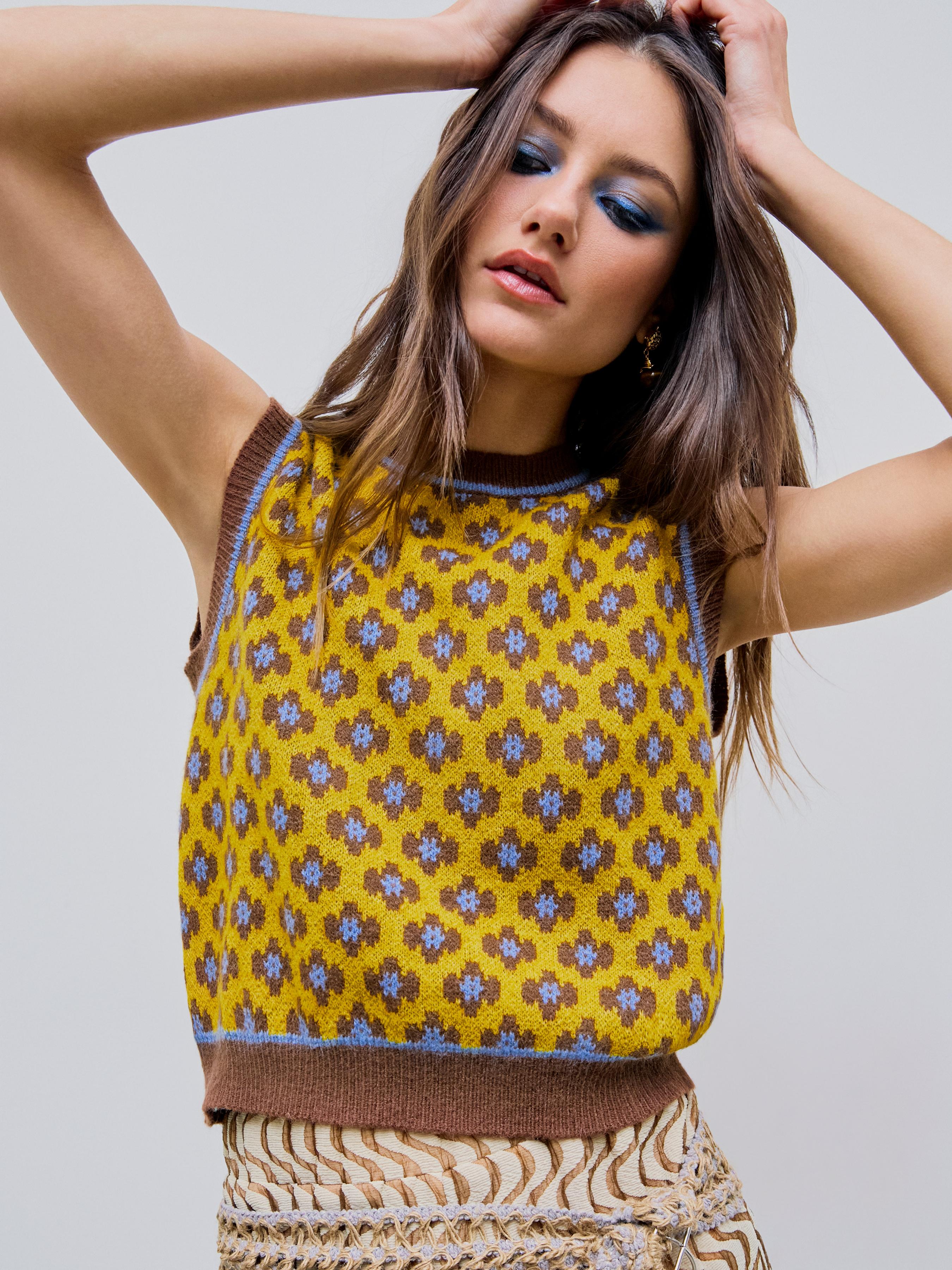 Geometric Contrasting Binding Knitted Crop Vest by CIDER