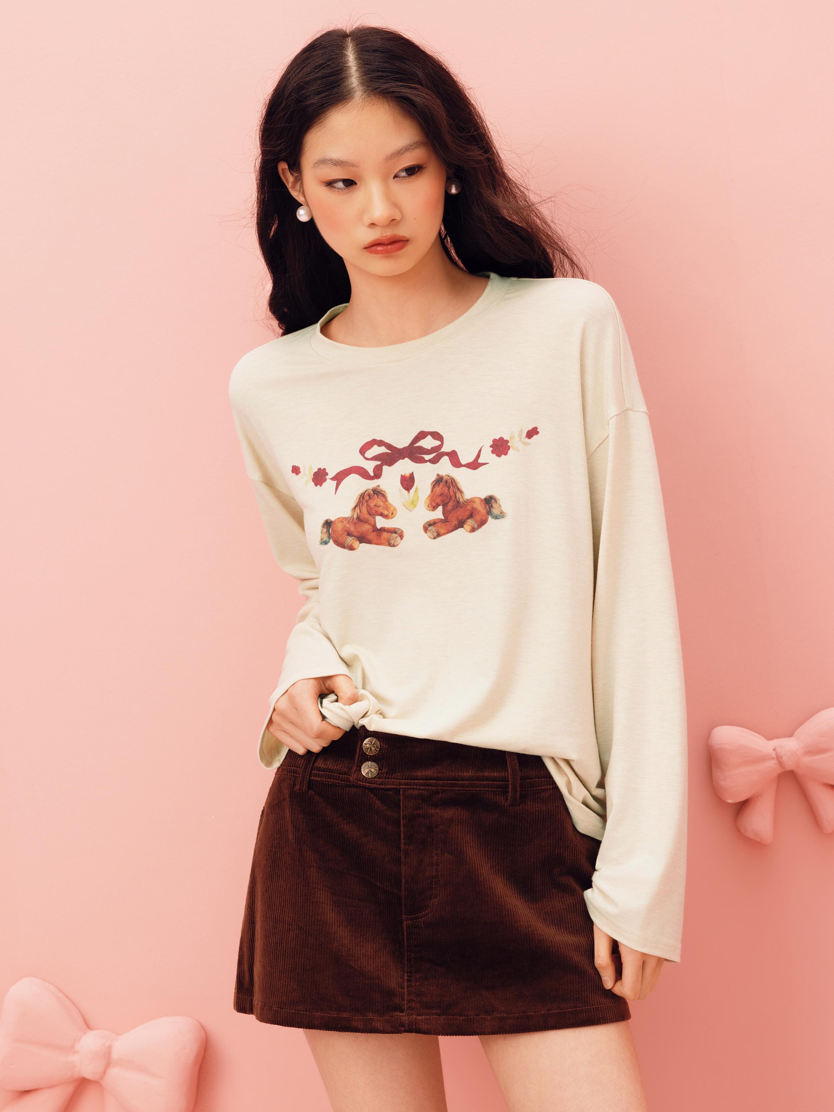 Horse & Bowknot Graphic Oversized Tee by CIDER