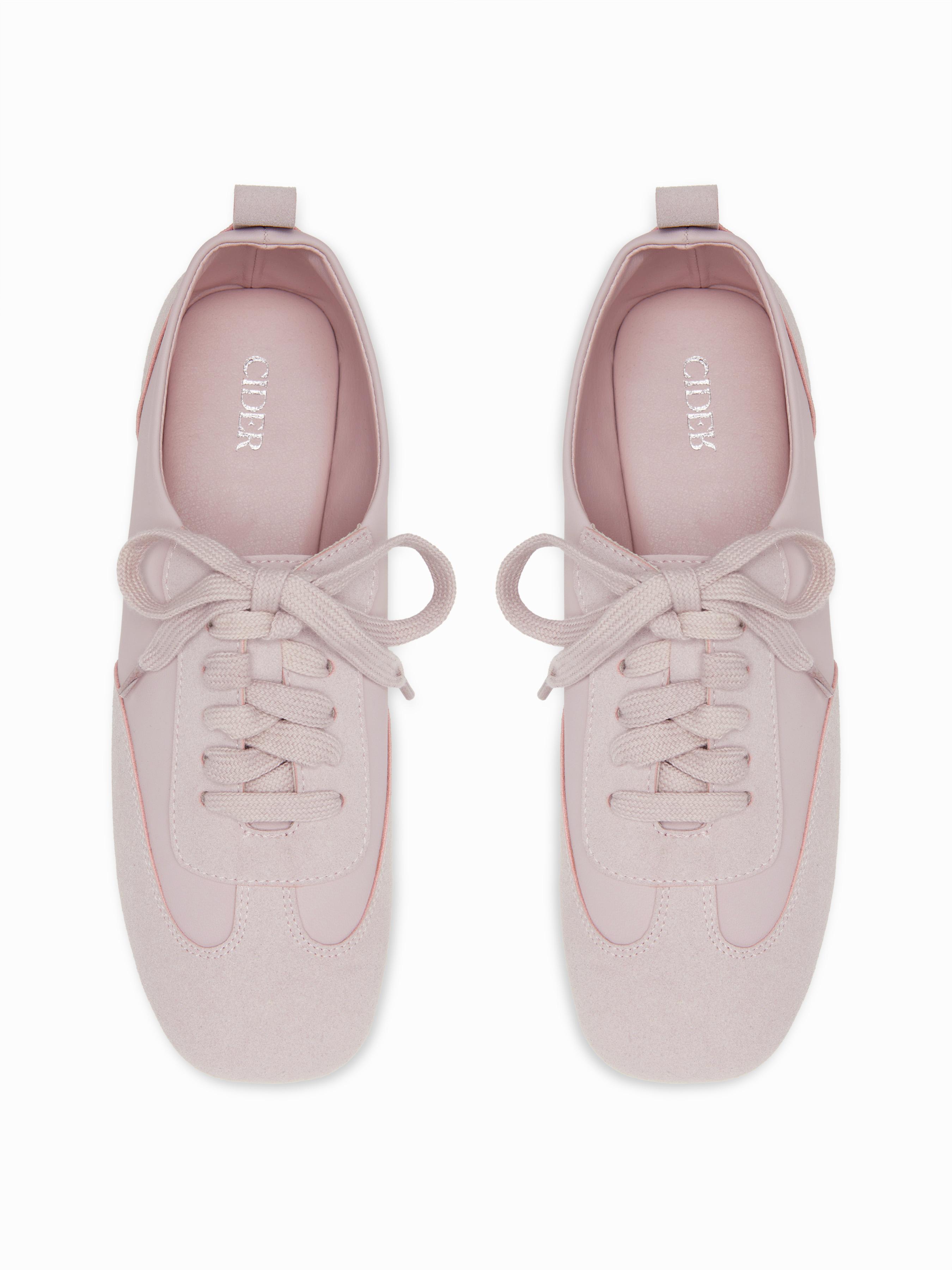 LACE-UP FAUX SUEDE & FAUX LEATHER SNEAKERS by CIDER