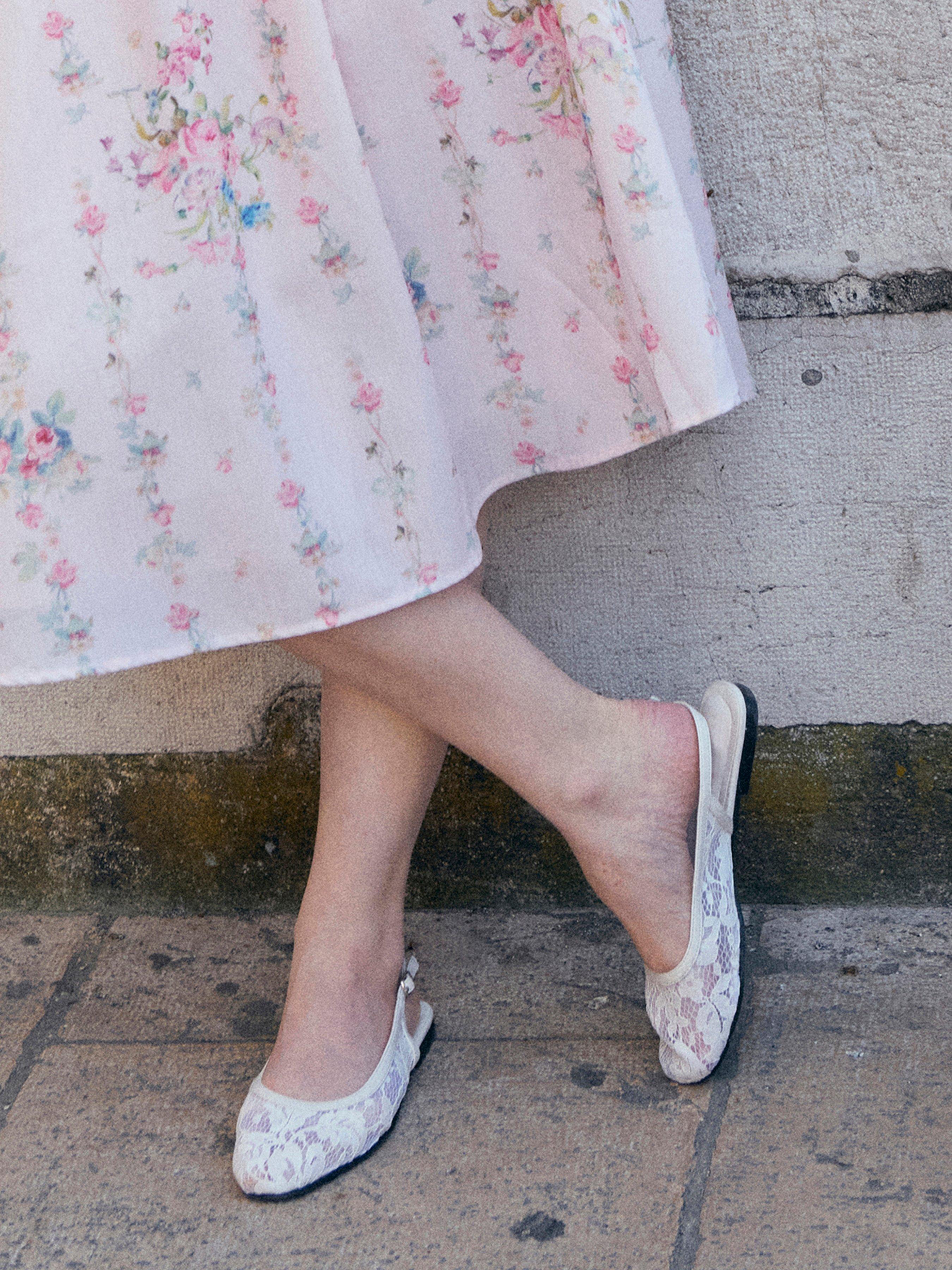 MESH SLINGBACK FLATS by CIDER