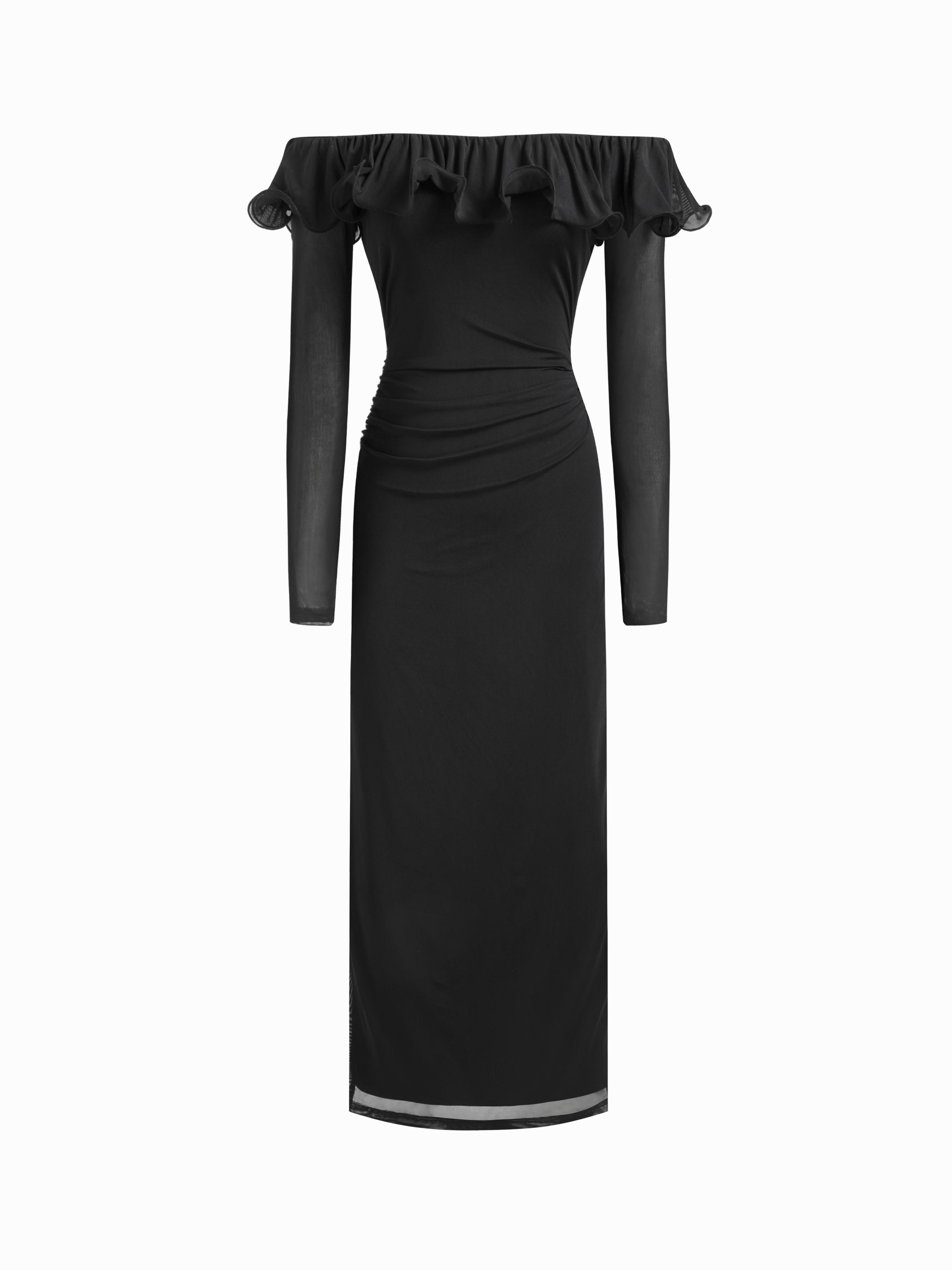 Maxikleid mit Maschenstoff, off-shoulder, langen Ärmeln, Spitzenrand und Rüschen by CIDER