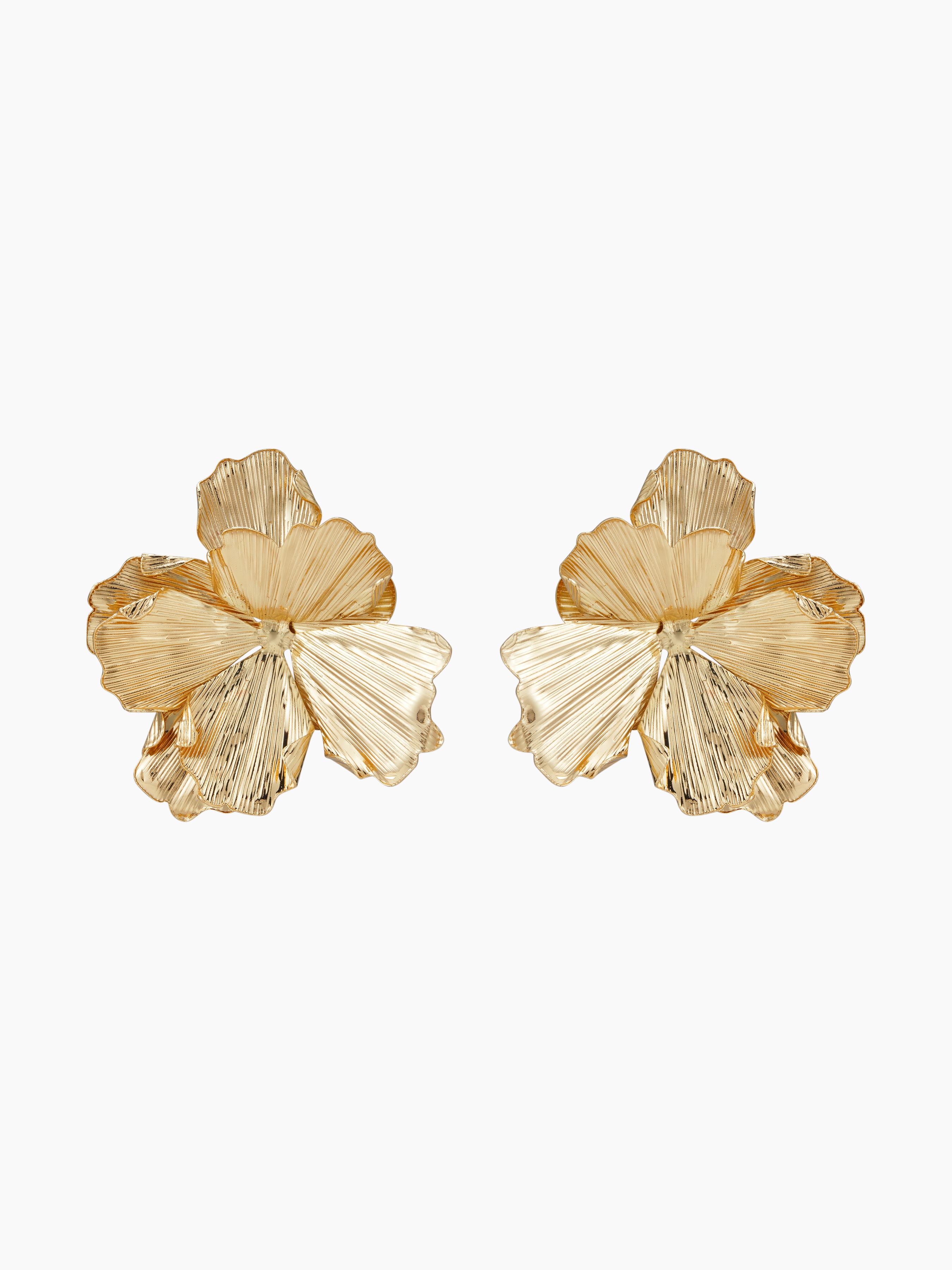 PLEATED FLOWER STUD EARRINGS by CIDER