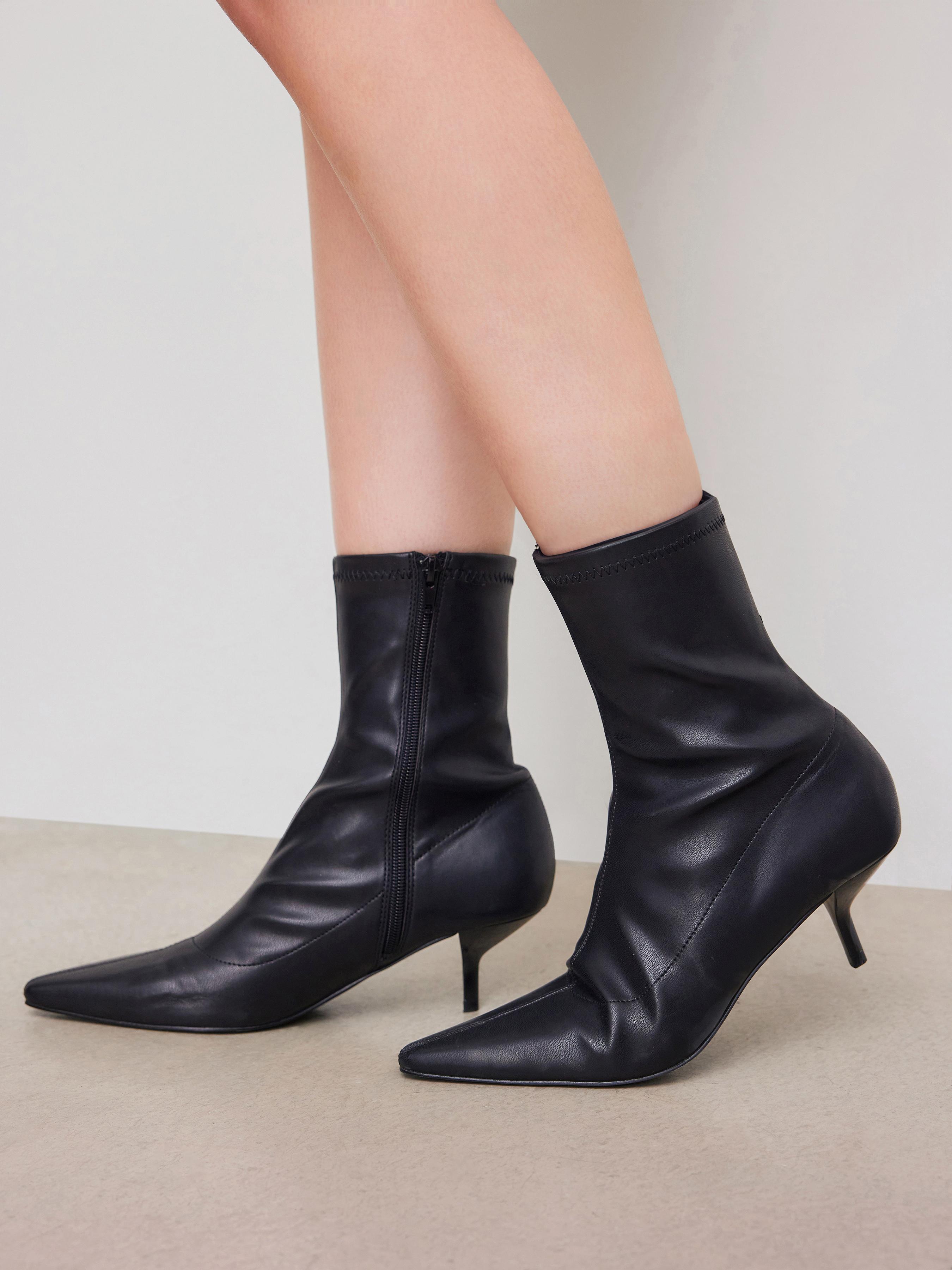 POINTED TOE FAUX LEATHER ANKLE BOOTS by CIDER