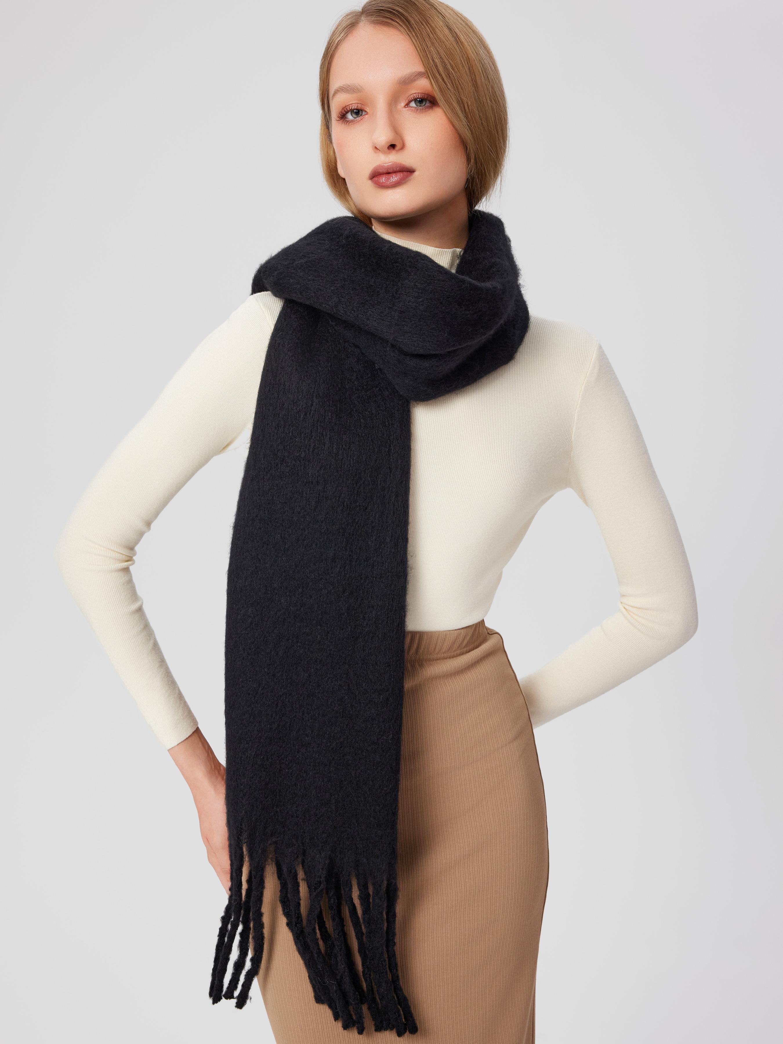 SOLID TASSEL SCARF by CIDER