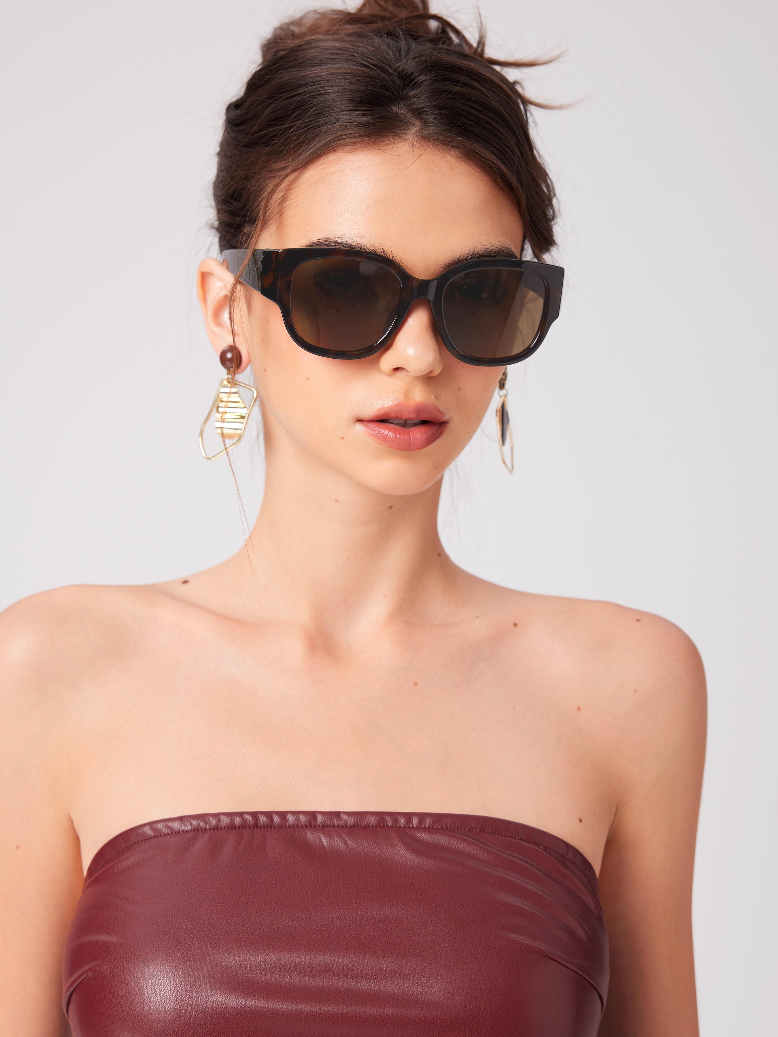 SQUARE FRAME FASHION GLASSES by CIDER