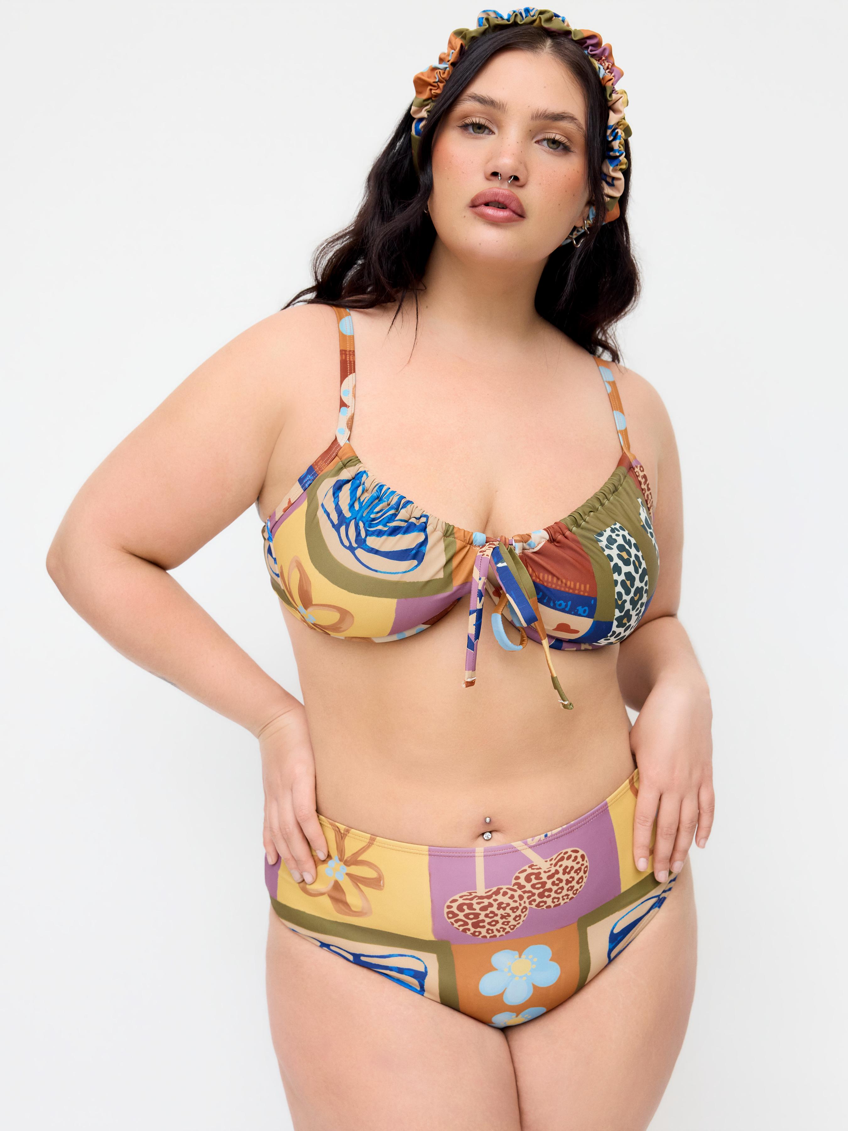 Sweetheart Neckline Conversational Print Bikini Swimsuit Curve & Plus by CIDER