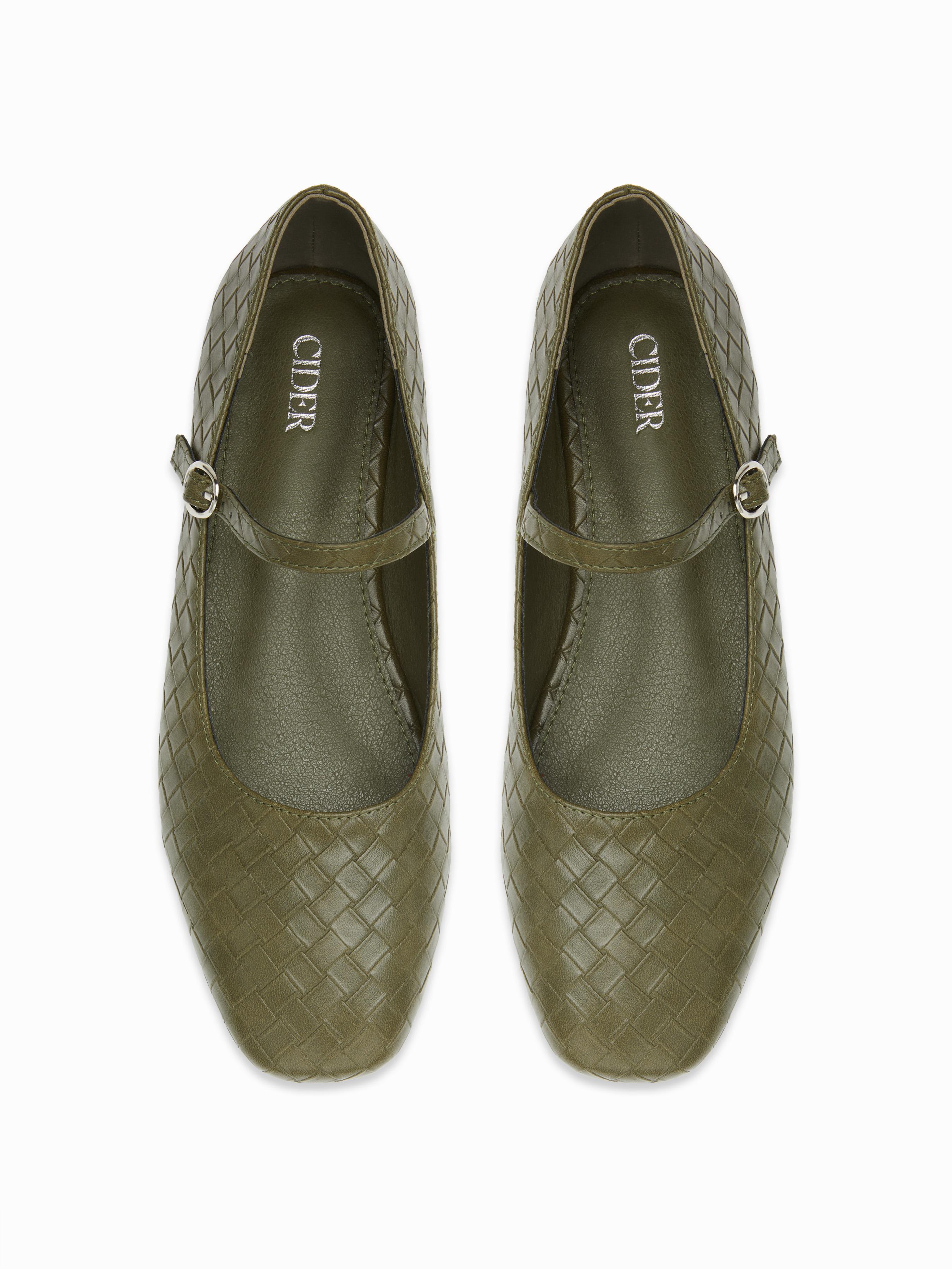 WOVEN ADJUSTABLE STRAP FLATS by CIDER