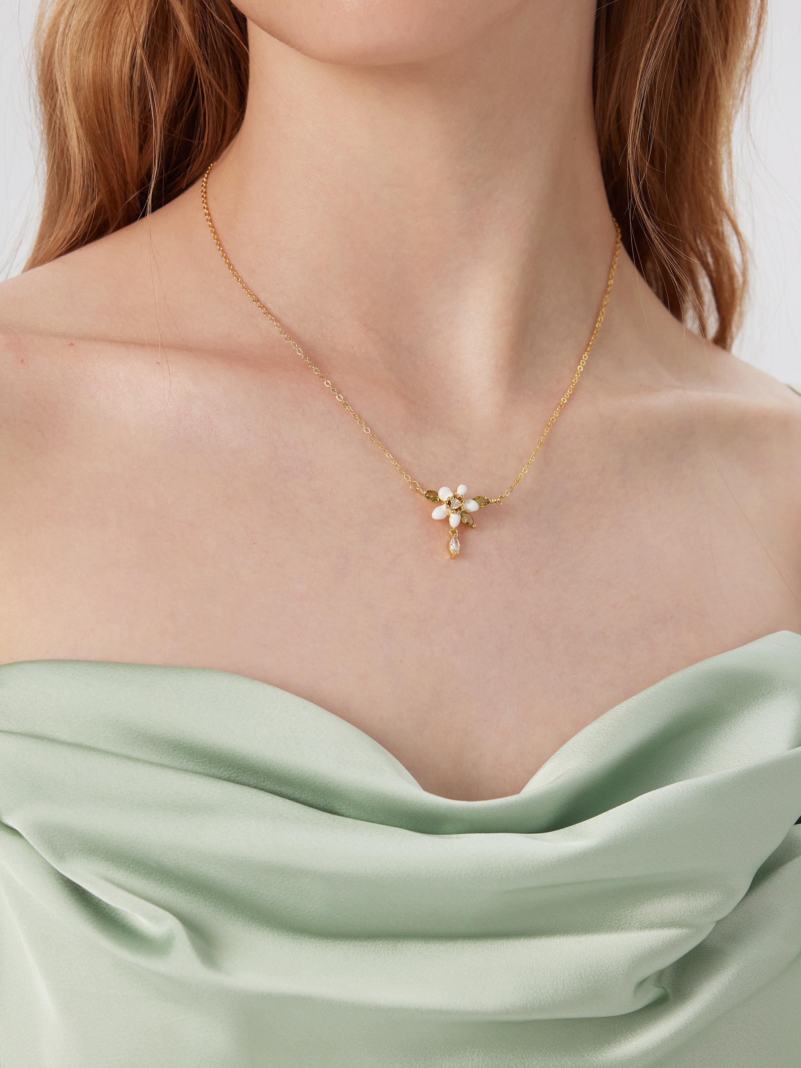 ZIRCON FLORAL PENDANT NECKLACE by CIDER