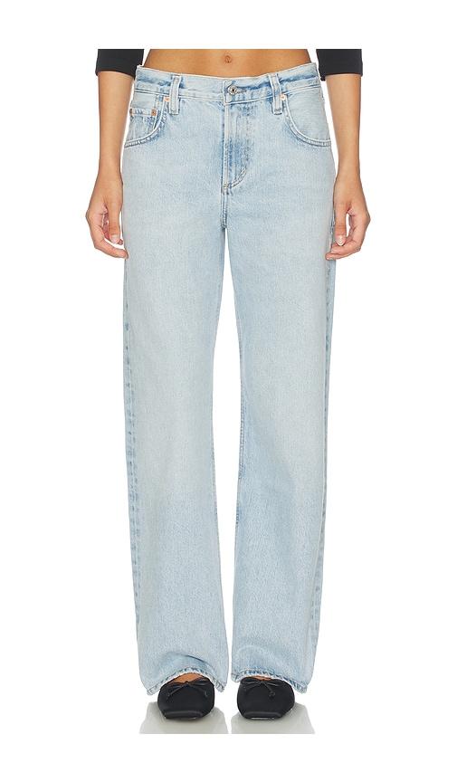 Citizens of Humanity Lindz Easy Straight Jeans in Blue by CITIZENS OF HUMANITY
