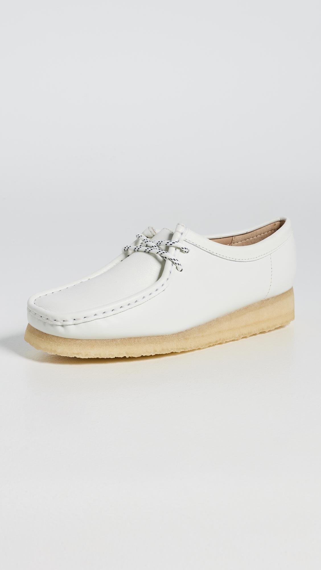 Wallabee Flats by CLARKS
