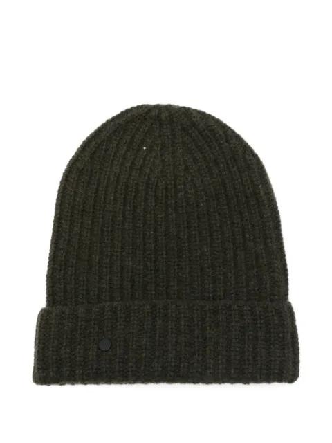 ribbed beanie hat by CLOSED