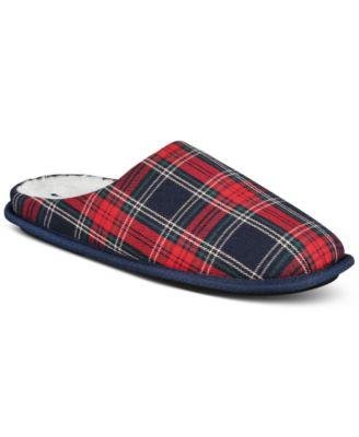 Holiday Slippers by CLUB ROOM