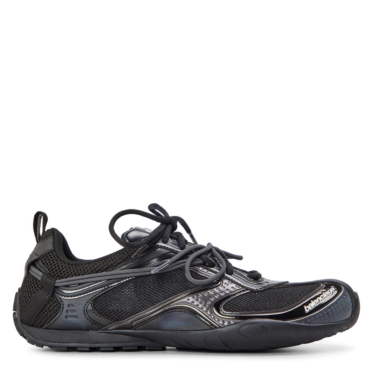 BALENCIAGA Men's Low-Top Trainers by COGGLES