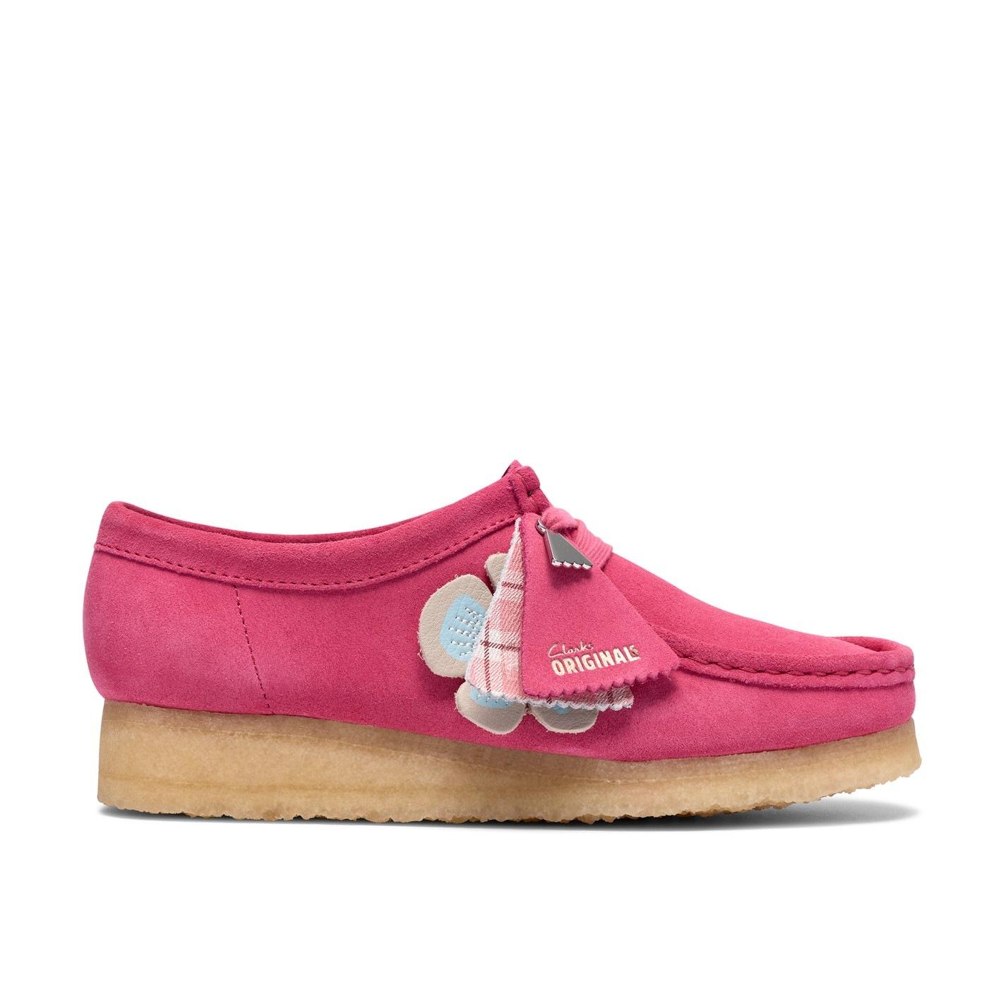 CLARKS ORIGINALS Clarks Wallabee Prnt Ld62 by COGGLES
