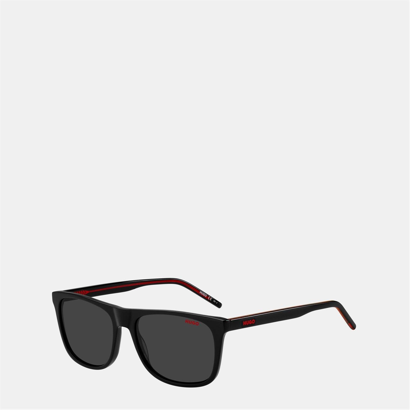 Hugo Men's Square UV Protection Sunglasses by COGGLES