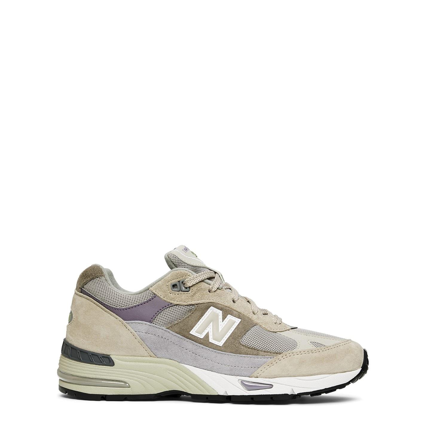 NEW BALANCE New Balance 991 Womens Trainers by COGGLES