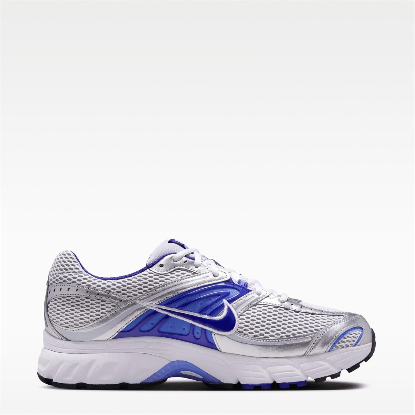 NIKE Men's Trainers by COGGLES