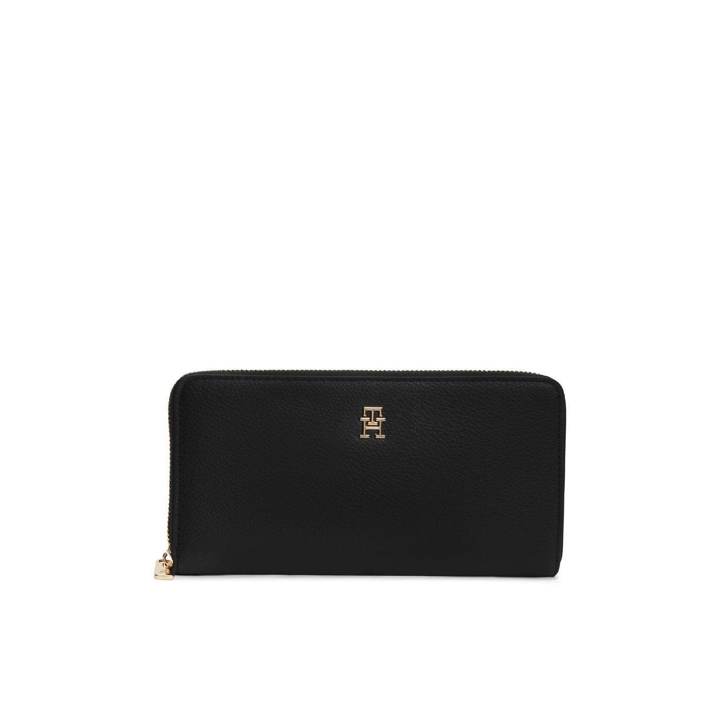 Tommy Hilfiger Women's Zip Around Purse by COGGLES