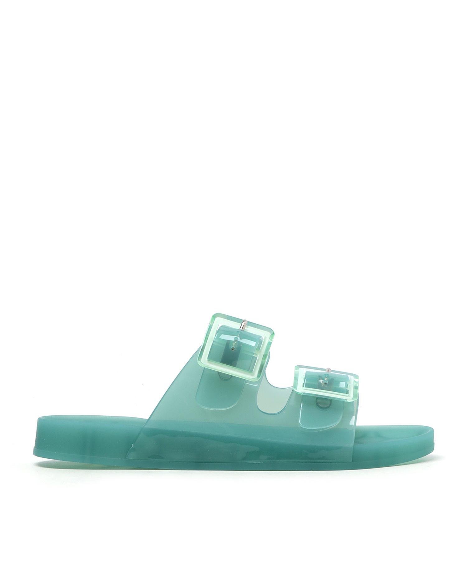 Monochrome jelly sandals by COLORS OF CALIFORNIA