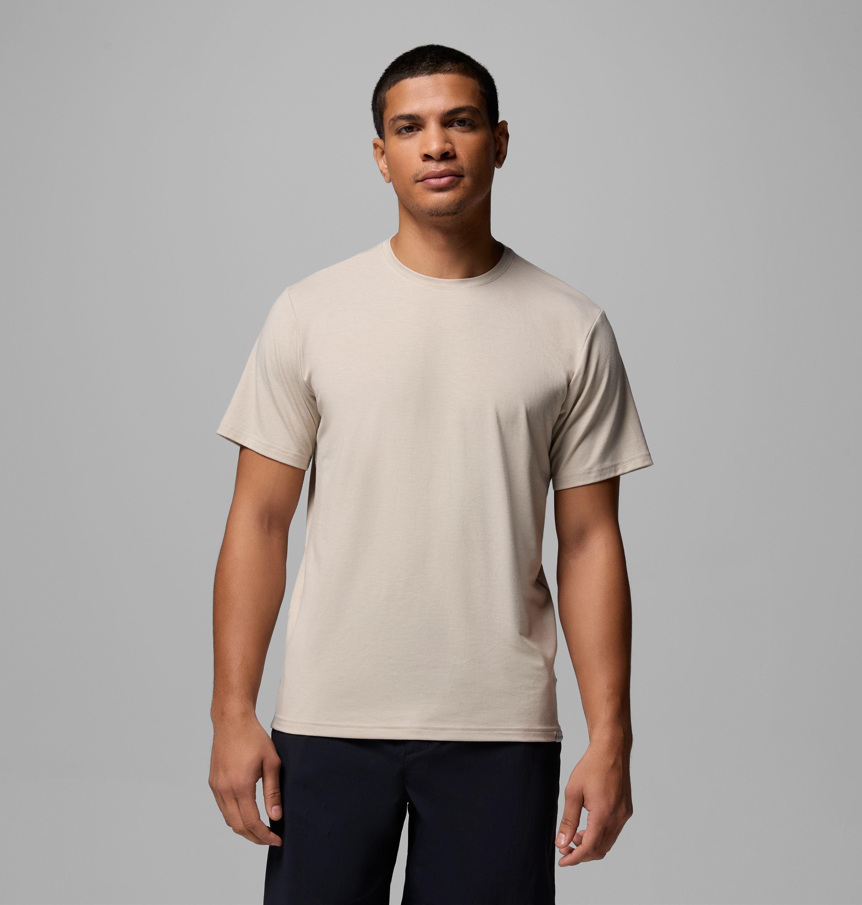 Columbia Men's CSC Soft Stretch Short Sleeve T-Shirt by COLUMBIA