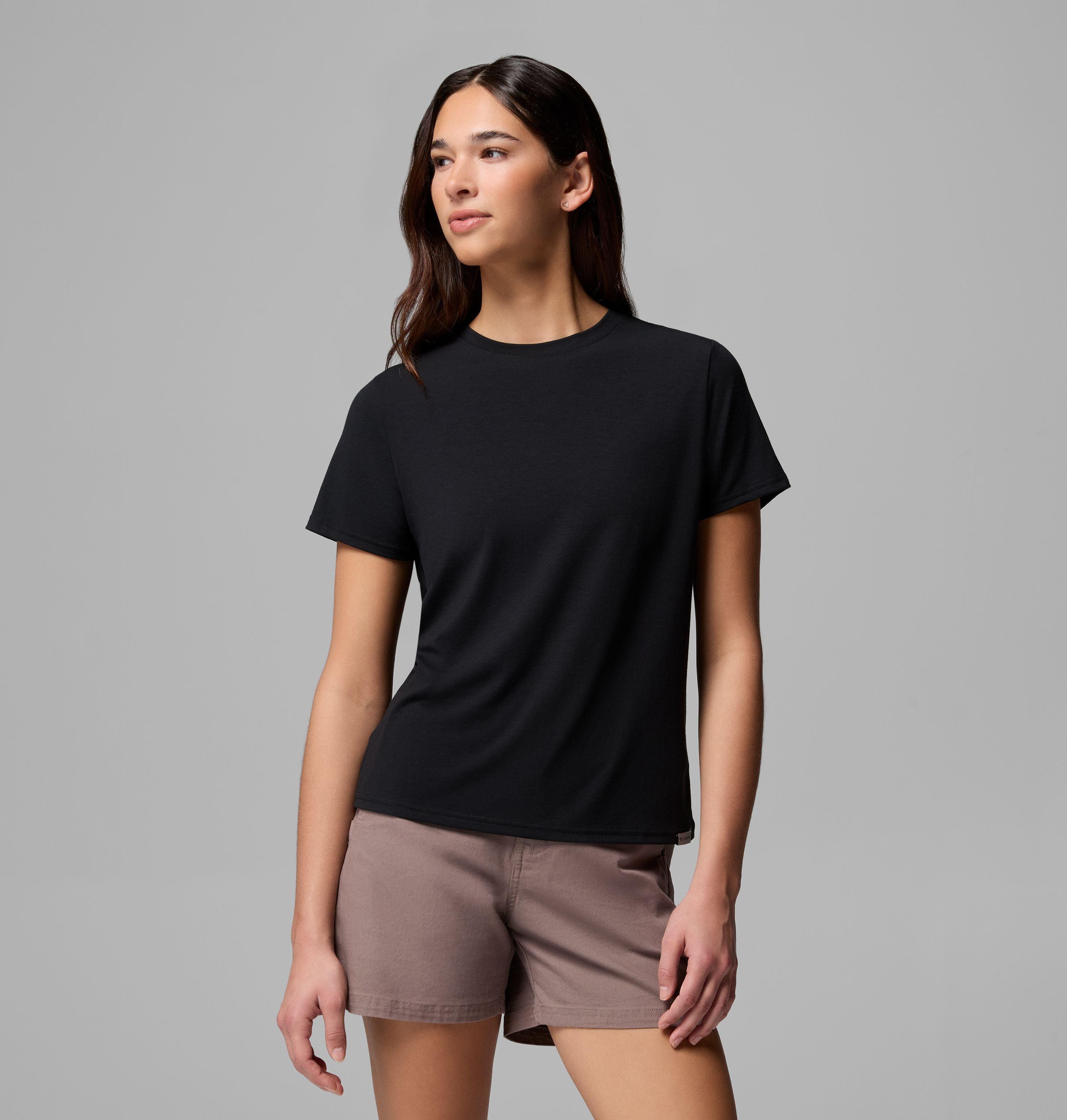 Columbia Women's CSC Soft Stretch Short Sleeve T-Shirt by COLUMBIA